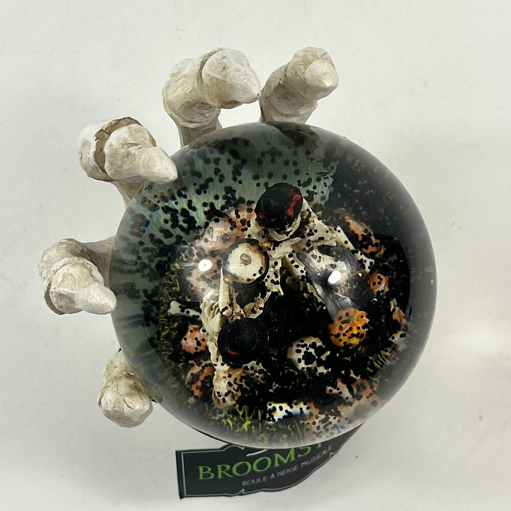Broomstick Blvd Musical Waterglobe Skeleton Couple Gothic Hand Base Halloween - Picture 6 of 10